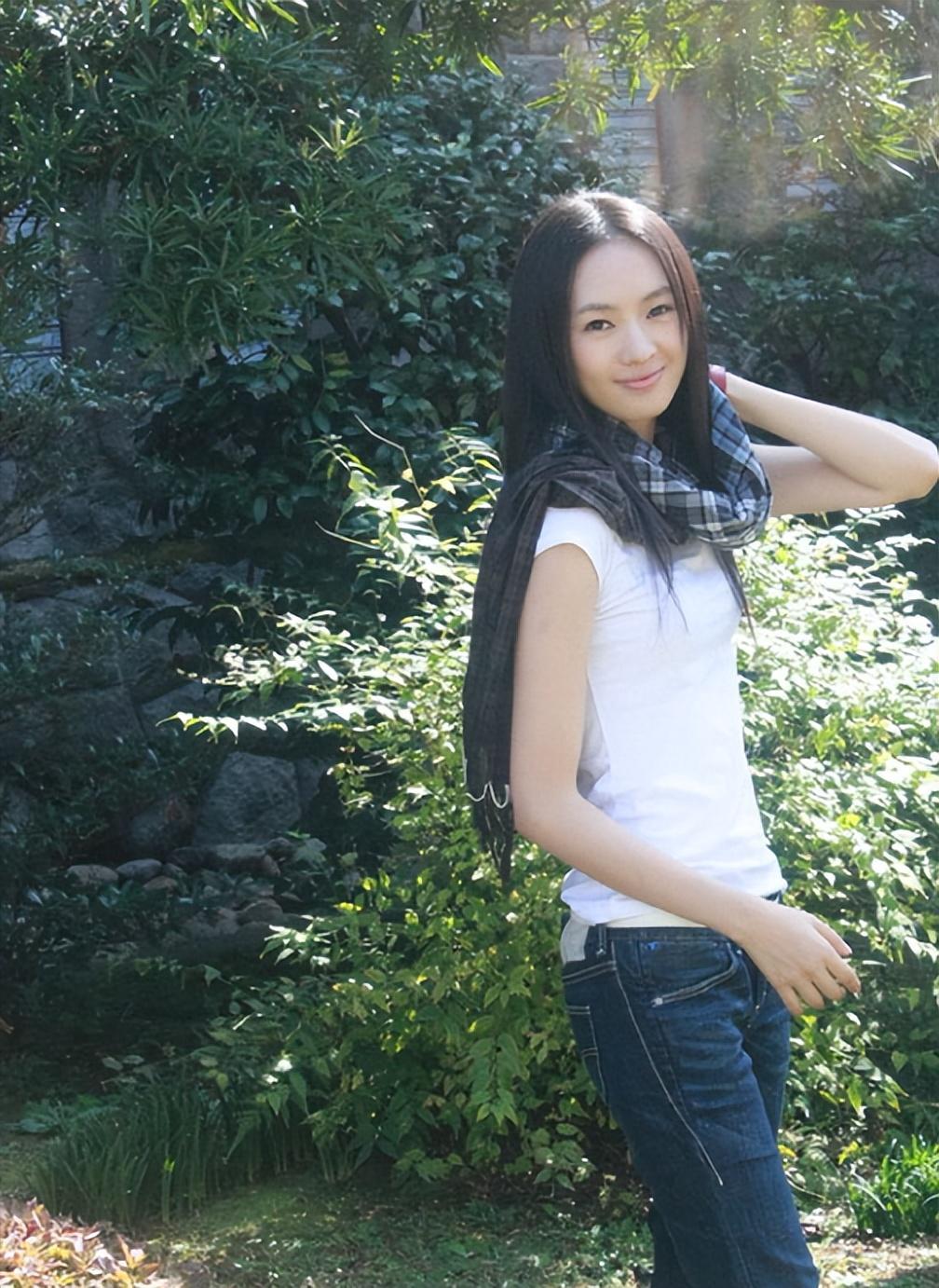 资本大鳄王冉51岁娶小17岁童瑶并承诺余生要为娇妻遮风挡雨