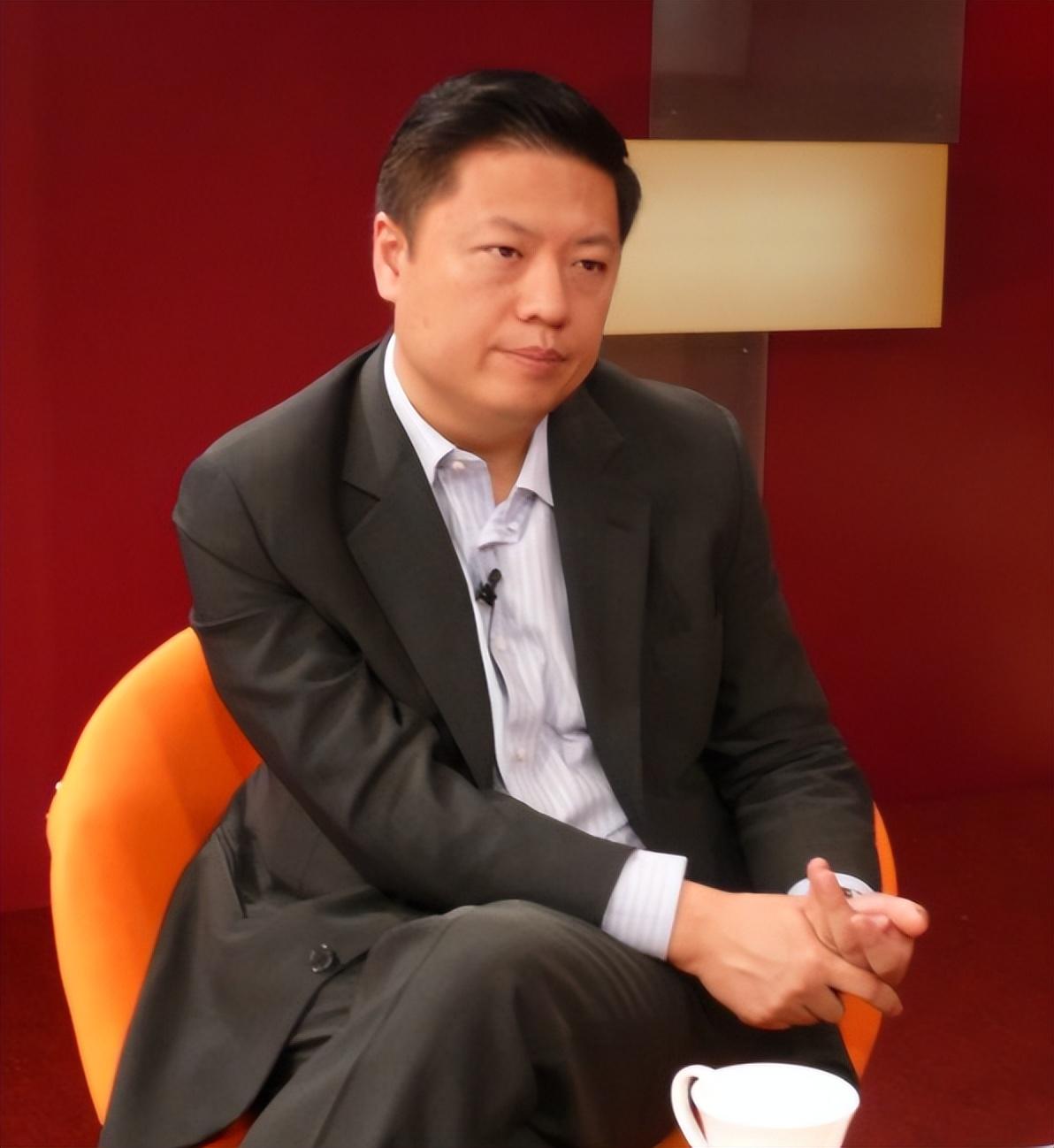 资本大鳄王冉51岁娶小17岁童瑶并承诺余生要为娇妻遮风挡雨