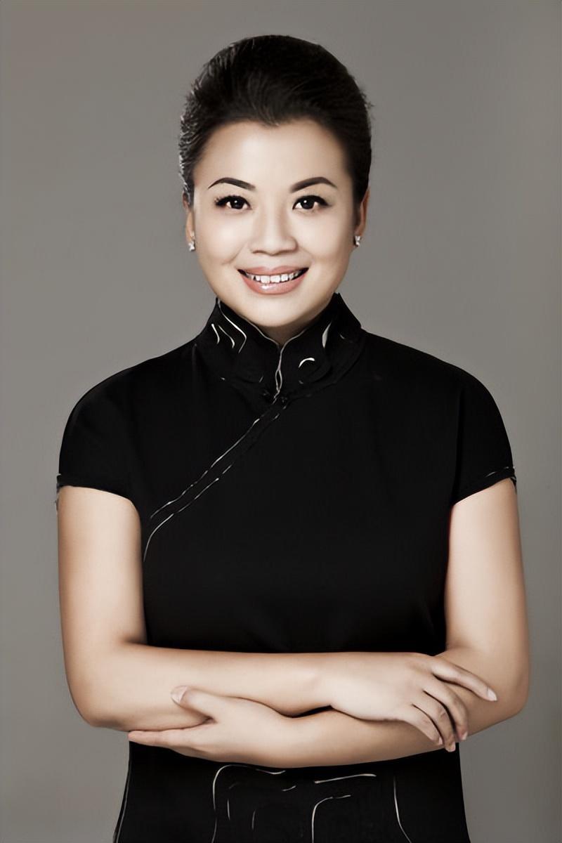 张也53岁未婚未育与吕继宏共同唱婚誓友情比爱情更坚固