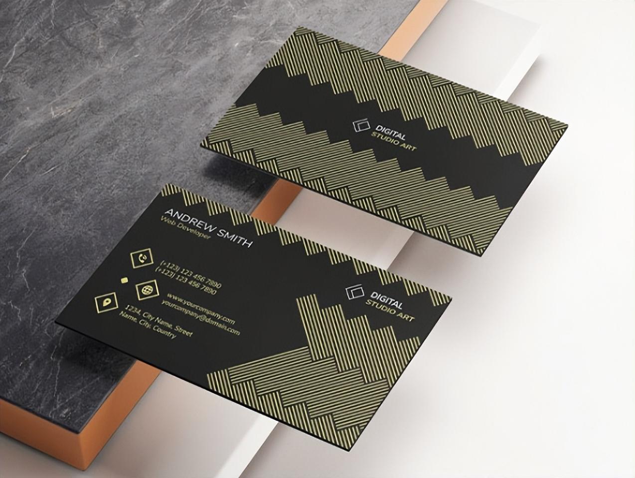 回顾在银行存多少钱才能成黑卡客户大小银行的差别很大吗