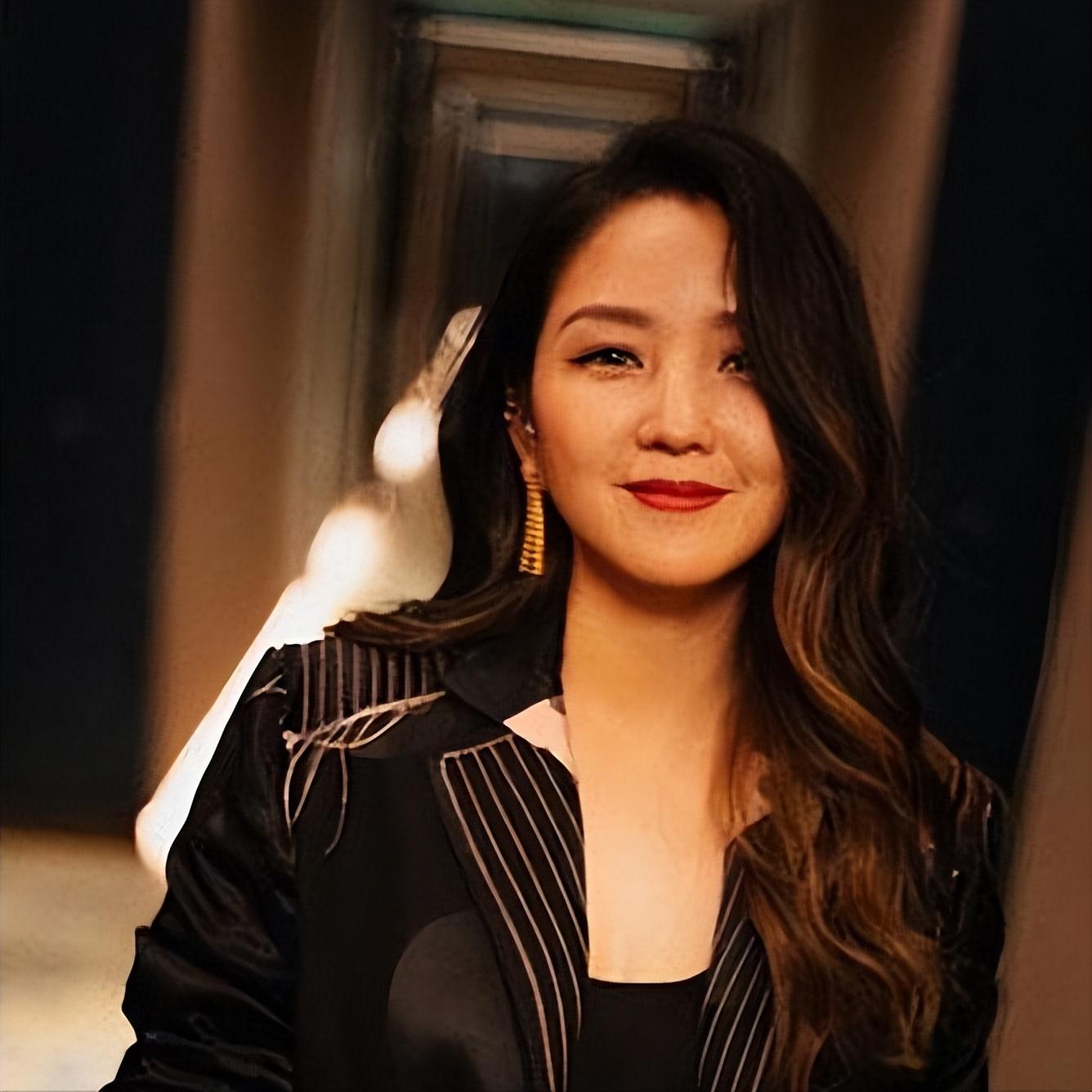 和何洁离婚7年赫子铭宣布再婚了现任妻子出镜温柔声音甜美