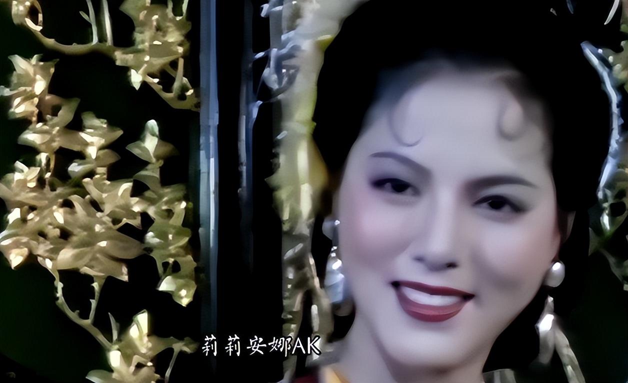 难怪王扶林导演非要把她化丑当年的她漂亮到欧阳奋强不敢看