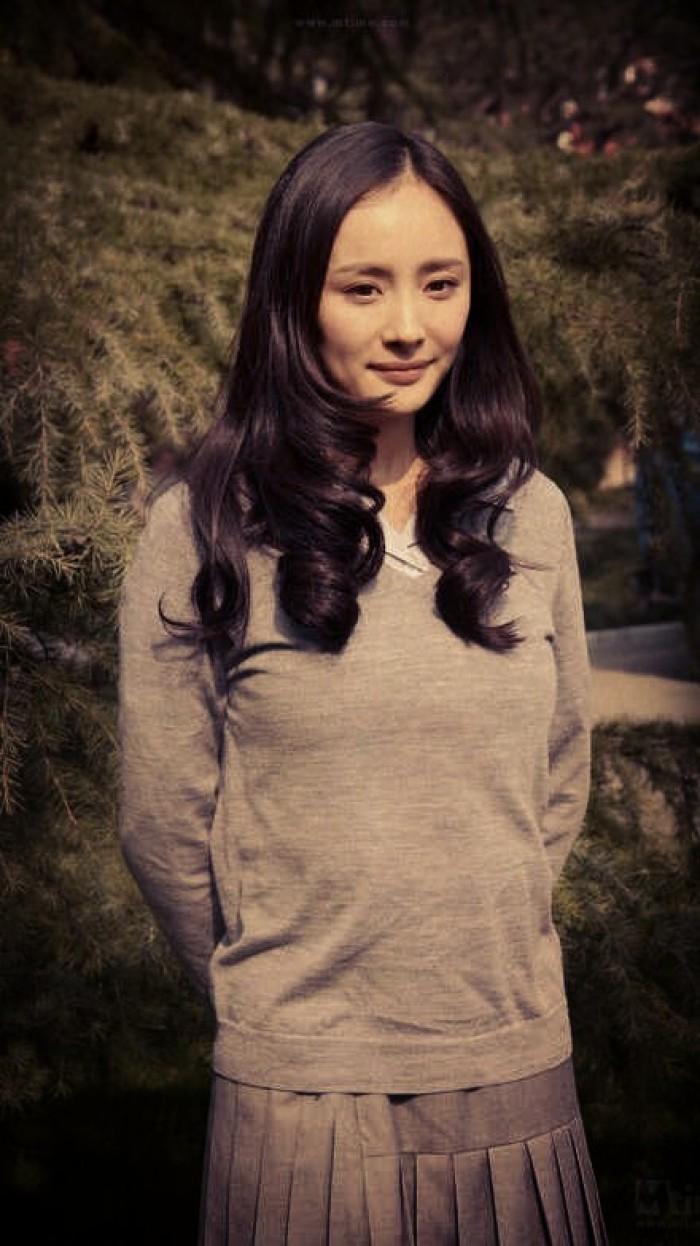 杨幂这一让彻底暴露了真实人品难怪她会被嘉行踢出局