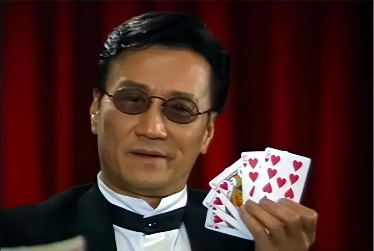 回顾超越父辈的5位港圈星二代青出于蓝胜于蓝谢霆锋只能排第2