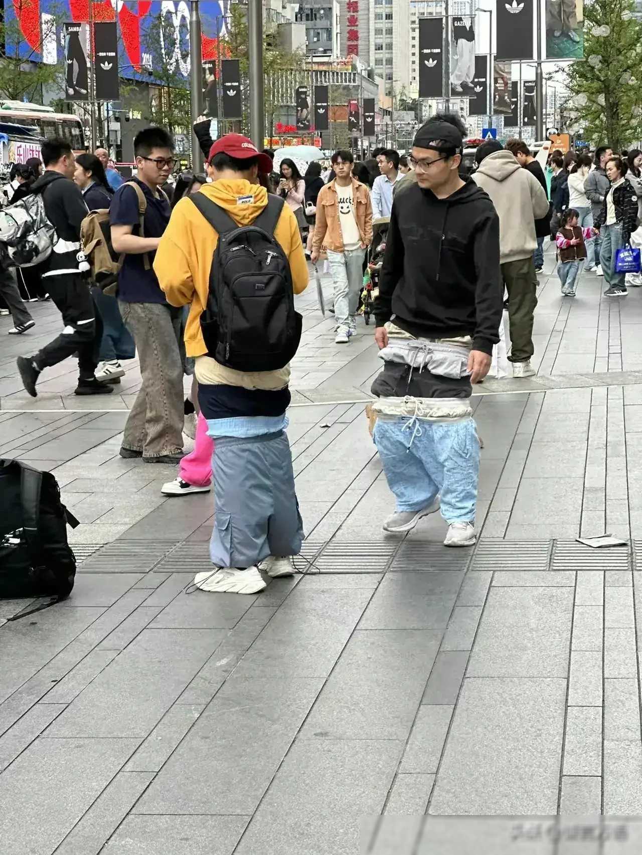 西海岸穿搭恶搞图西海岸为什么不提裤子西海岸穿搭男西海岸穿搭搞笑