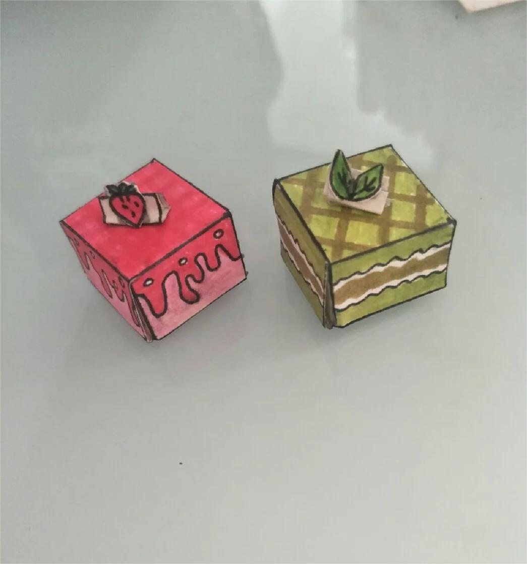 今天我来给你们分享一下纸迷你小蛋糕的教程准备好所需的材料,包括