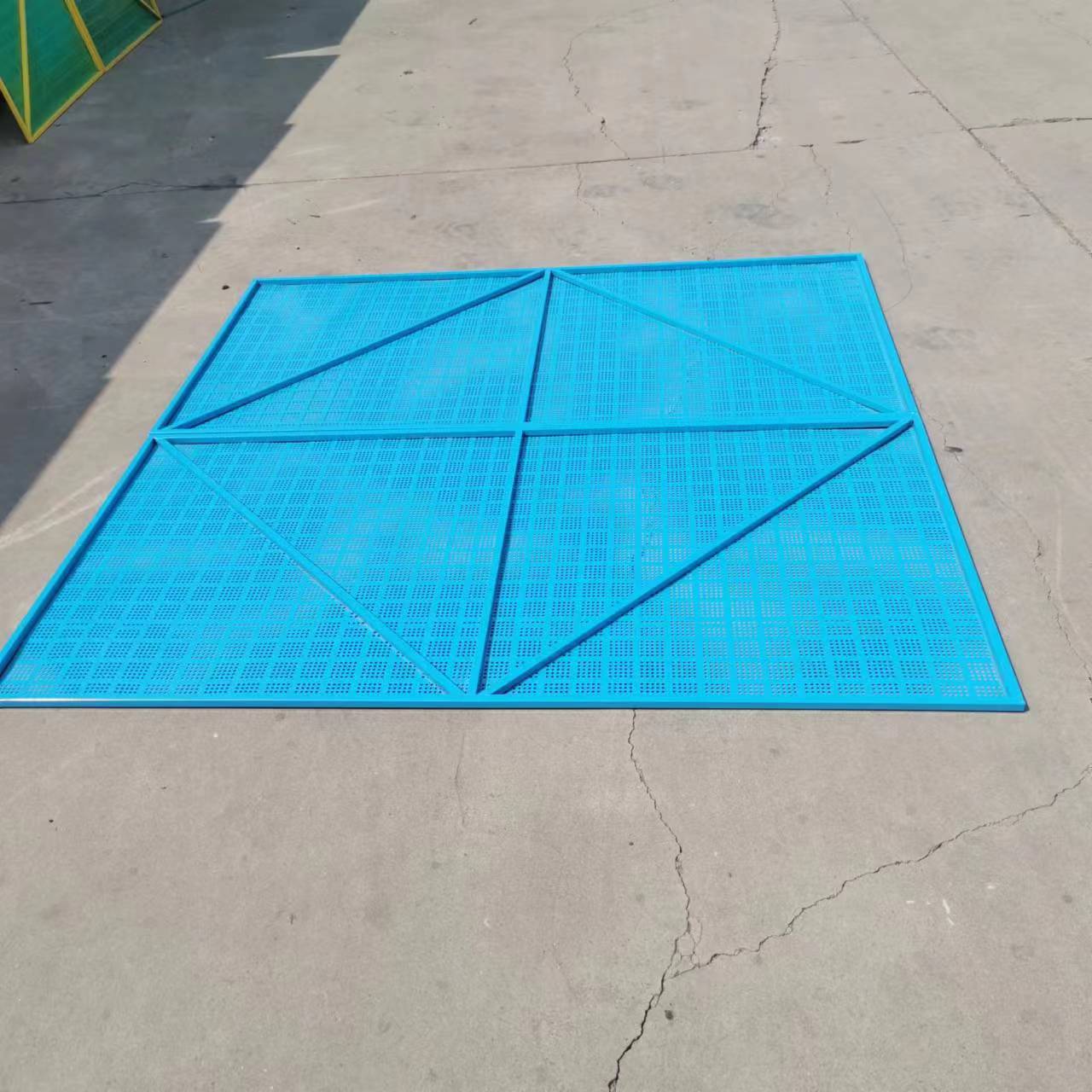 外架钢网片的常见规格参数