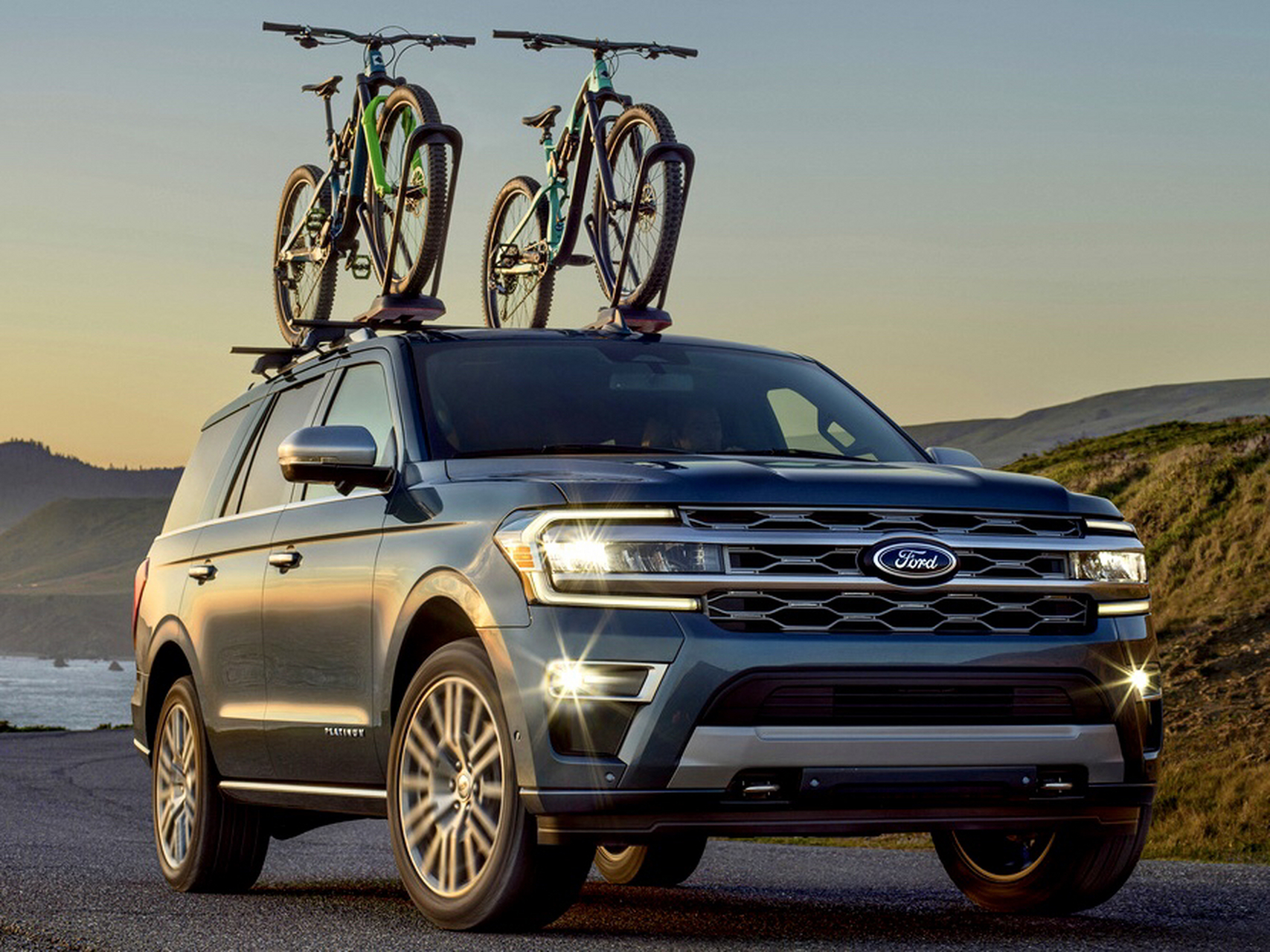 美系车企福特的这款expedition车型在国内有售吗?还是要靠进口?