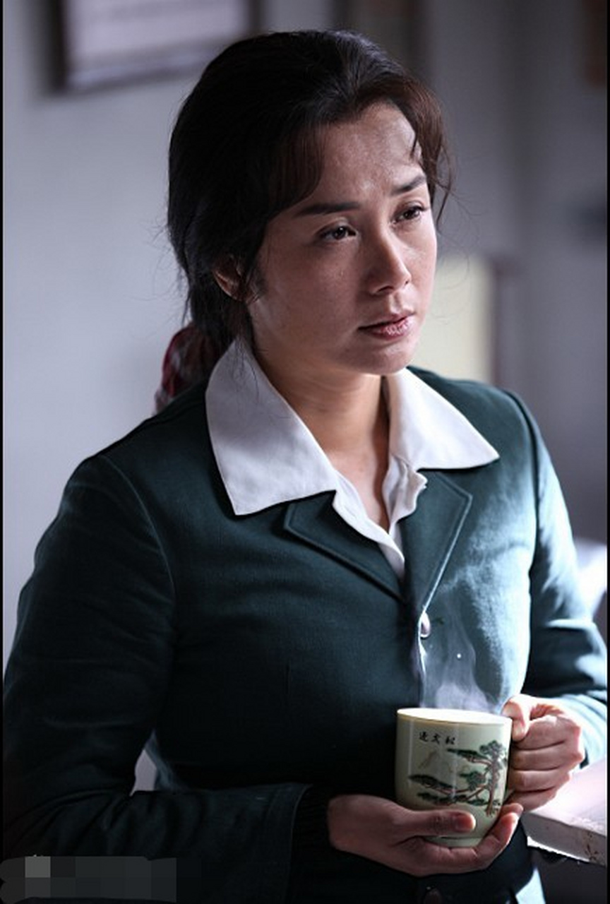 蒋雯丽在《娘要嫁人》中尽显成熟女性魅力