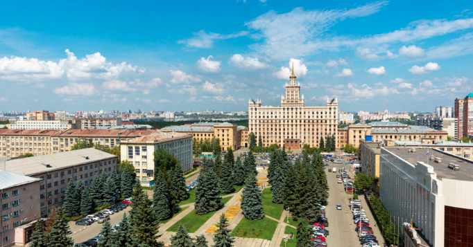 乌拉尔国立交通大学图片