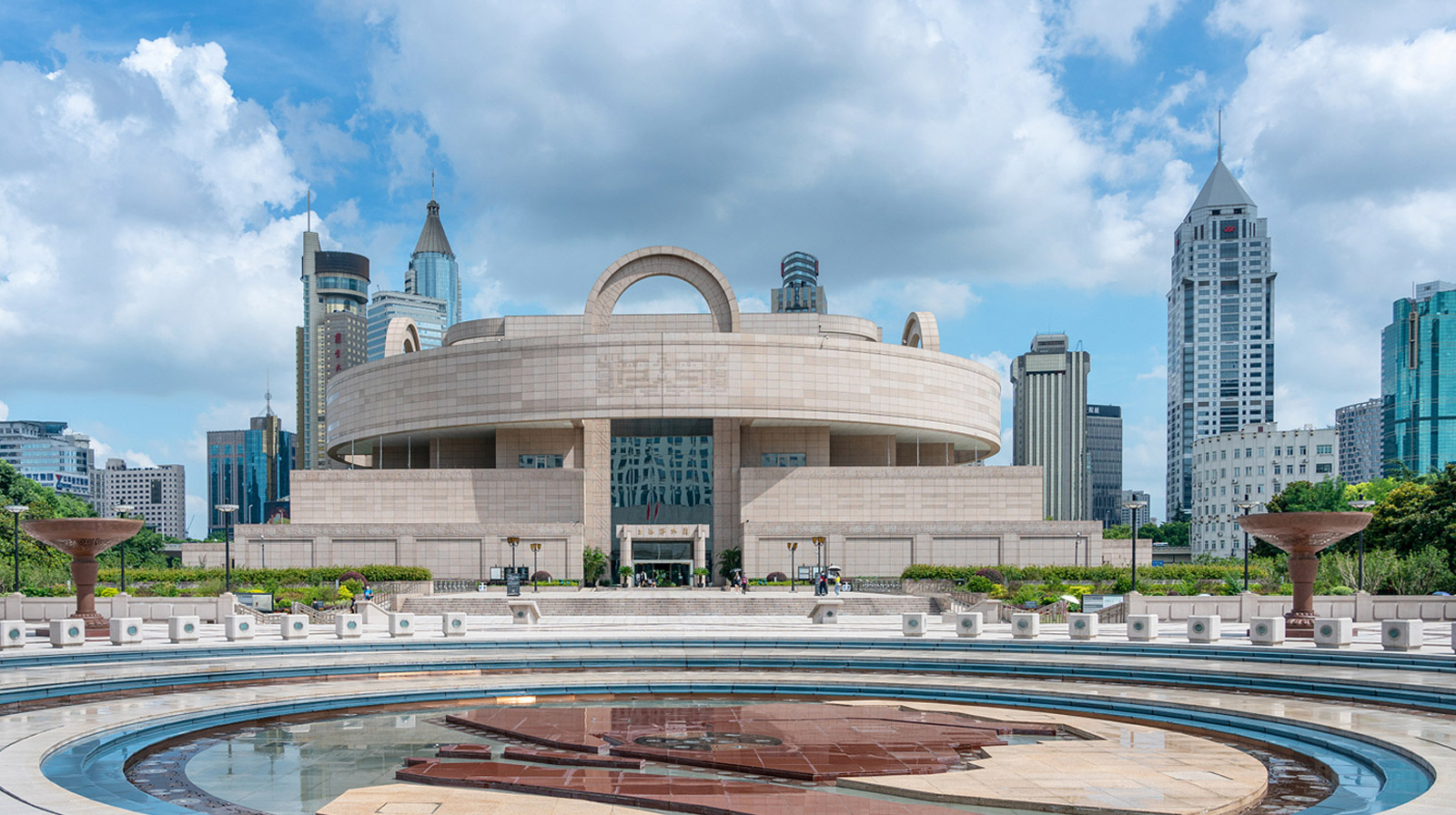 上海博物馆东馆和人民广场馆的区别