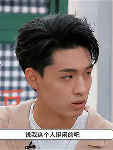 于谦去了趟九华山,德云社就多了位何九华,名字起的也太随意!-度小视