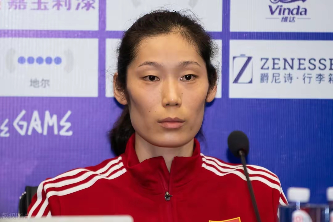 时隔三年"一姐"归来,朱婷官宣世界女排联赛期间回归中国女排!