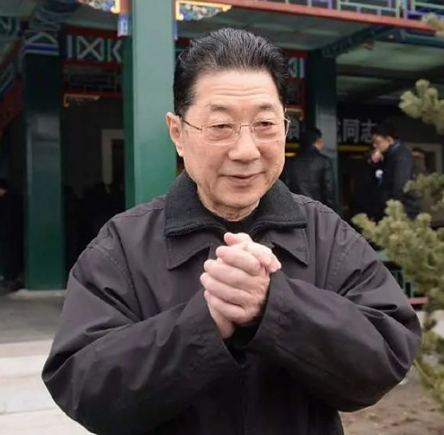 相声界还有很多大师,艺术家,一级演员,在不知不觉间已悄然离世,记忆中