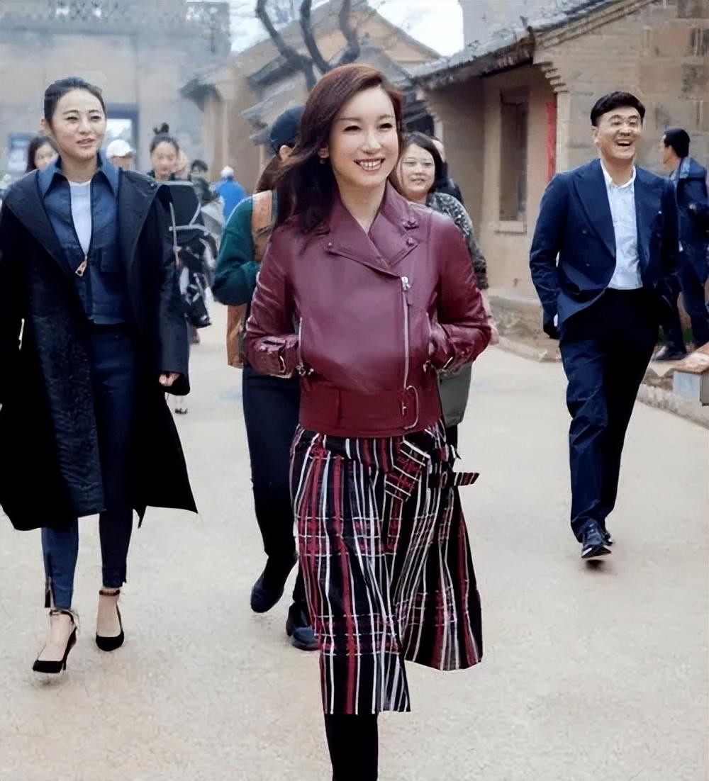 秦海璐巨婴症儿子现已8岁看到长相后网友表情大为吃惊