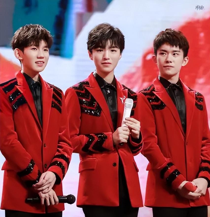 如今再看tfboys三人处境原来命运的馈赠早已注定好