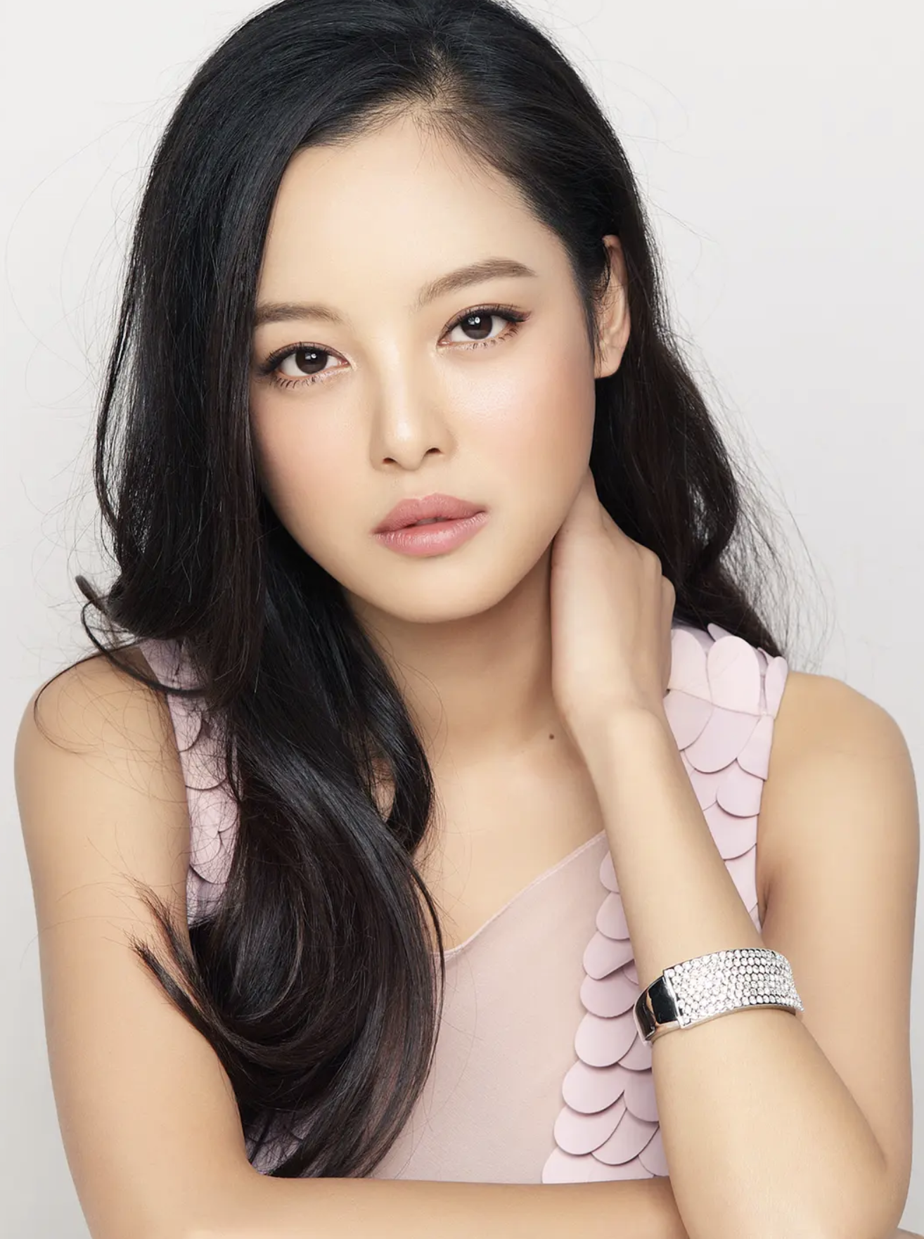 2005年,辛芷蕾正在上大学,为了补贴家用,她经常在外兼职.