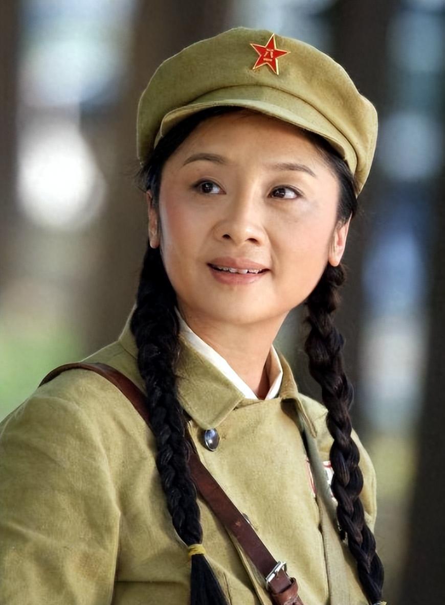 让前妻过丧偶式婚姻却把秦海璐宠上天王新军是渣男还是情种