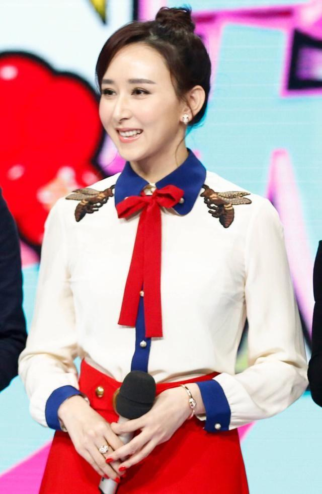 回顾胡静嫁入马来西亚豪门丈夫为了不和她分房睡摘除扁桃体