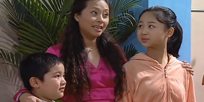 她曾5上春晚和潘长江范伟一同搭档丈夫去世后无奈淡出舞台