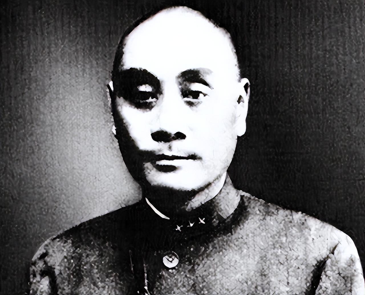 他是抗日英雄也是情场高手一生众多子女去世后却迟迟不安葬