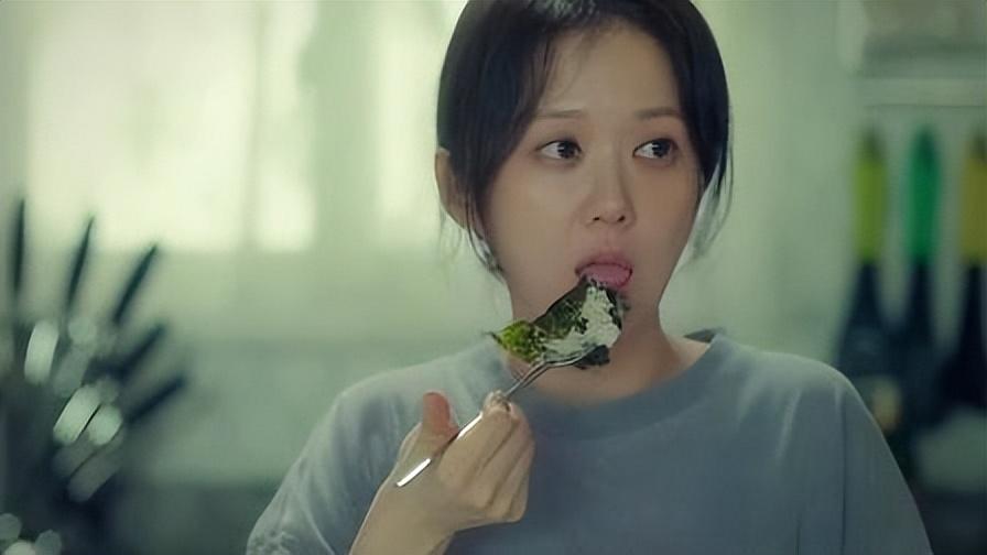 回顾遭热议的妈妈假忙碌事件撕开多少全职主妇的假面