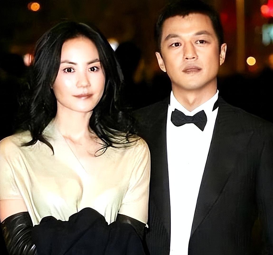 事实证明49岁无人敢娶的周迅已经走上了另一条道路