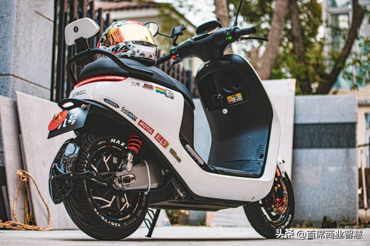 巨亏27亿拿捏中产的高端电动车要卷不动了网友智商税