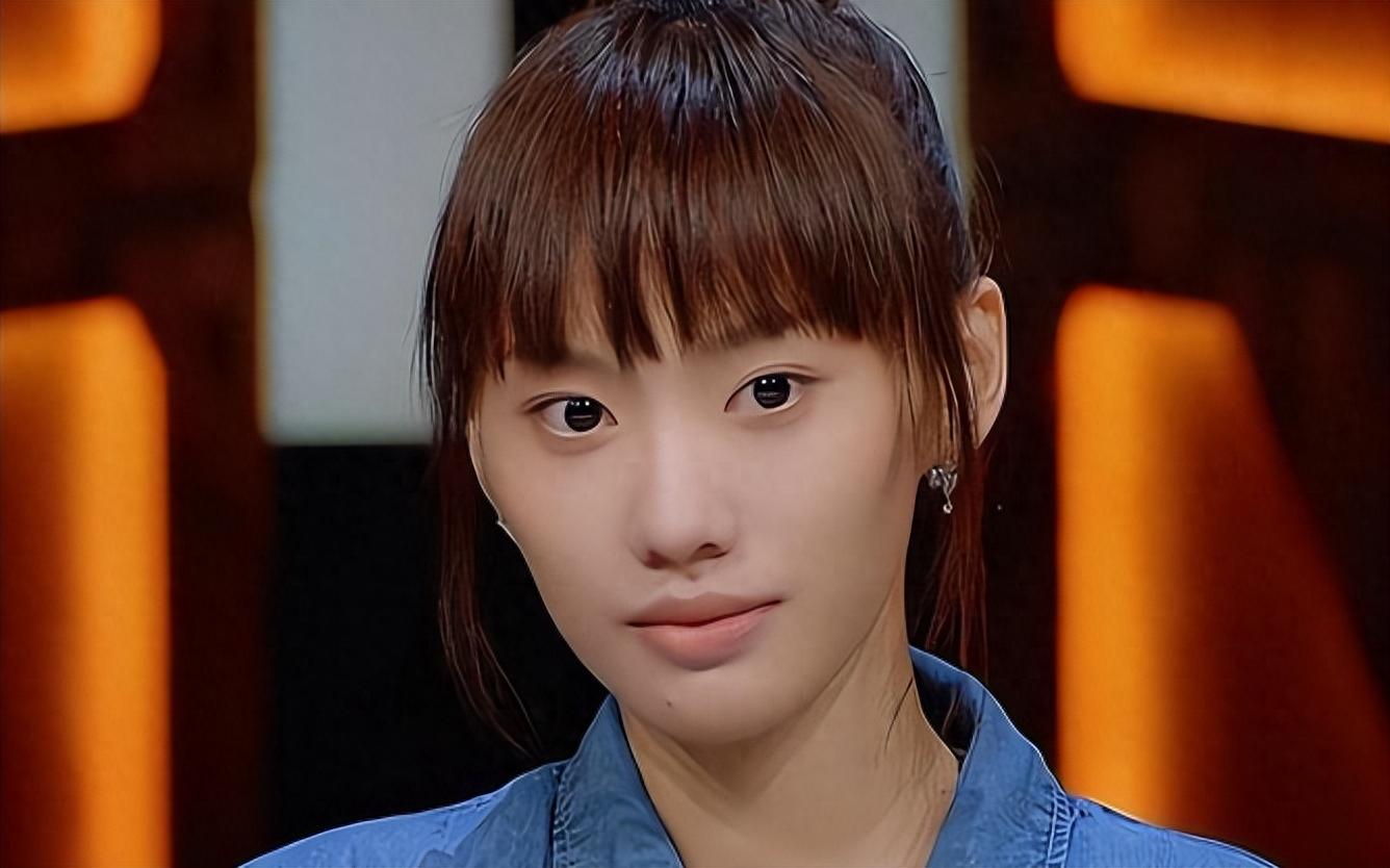 闫妮无下线推女儿出圈揠苗助长揭开了星二代身上的遮羞布