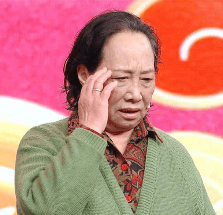 孙桂田我最后悔的一件事就是花两万六买下故宫旁边的四合院