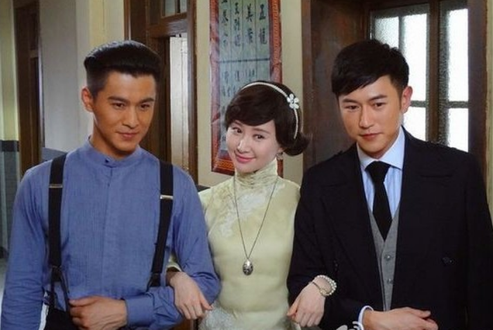 4. 李智楠李智楠和舒畅,陈键锋有着同样的命运,那就是"过气艺人".