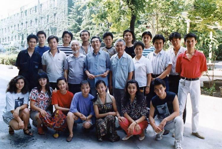 宁理娶洋媳妇生两女人至中年才走红感激妻子对自己10年不弃