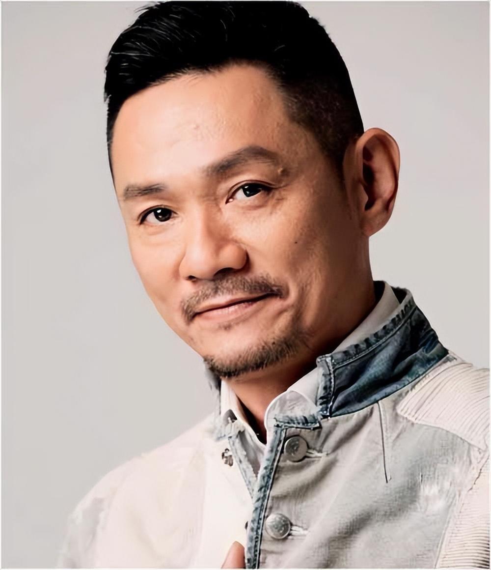 妻子佟欣离世14年后那个说永不再娶的果靖霖履行承诺了吗