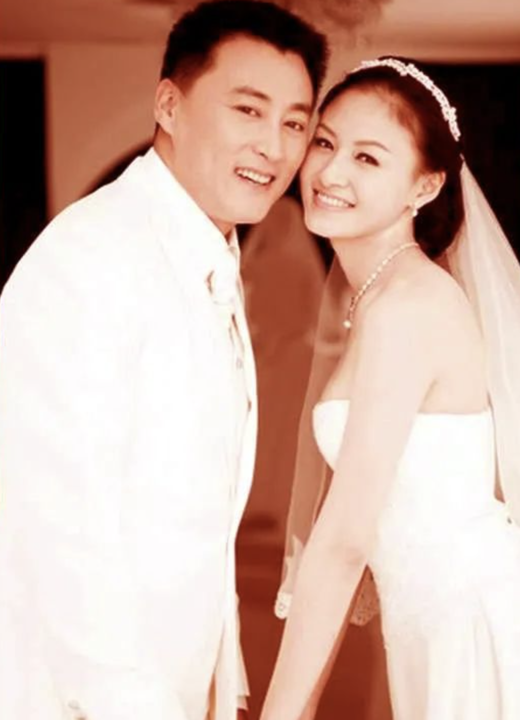 演员刘小锋我这辈子最正确的决定就是娶了生两个儿子的妻子