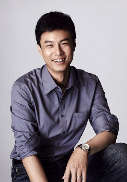 回顾正阳门下女主角害人不浅61岁男配却成顶流