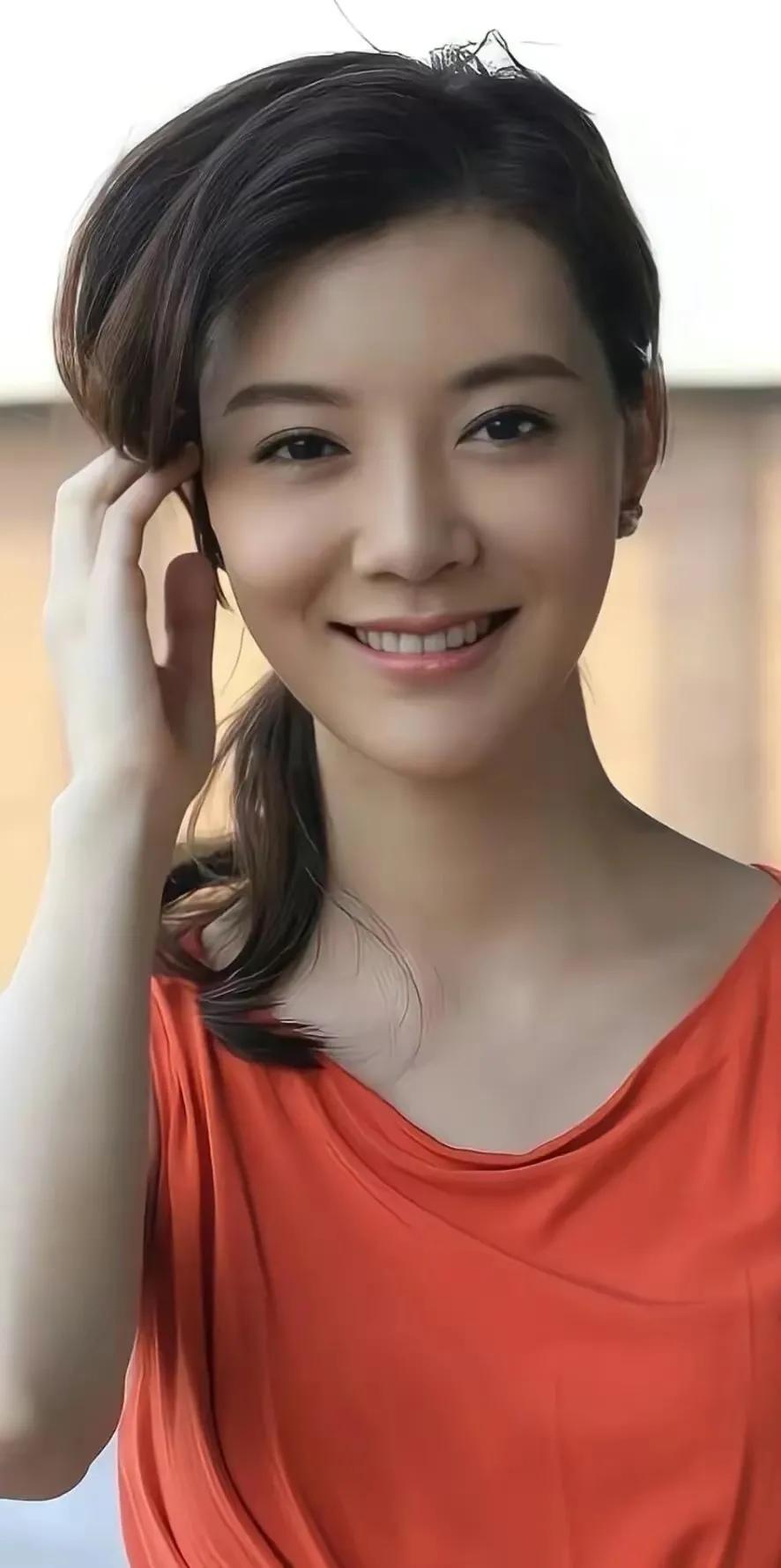 真替这10位女星可惜明明原生脸也不丑非要跟鼻子过不去