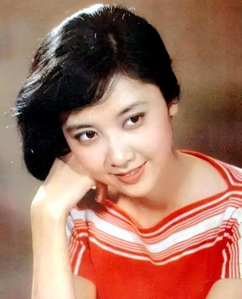 当年剧里一声御弟哥哥收获了多少芳心再看71岁朱琳现状如何