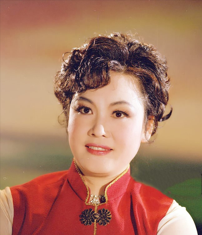 愧疚的李谷一初婚嫁给恩师二婚嫁给粉丝79岁两任丈夫已离世