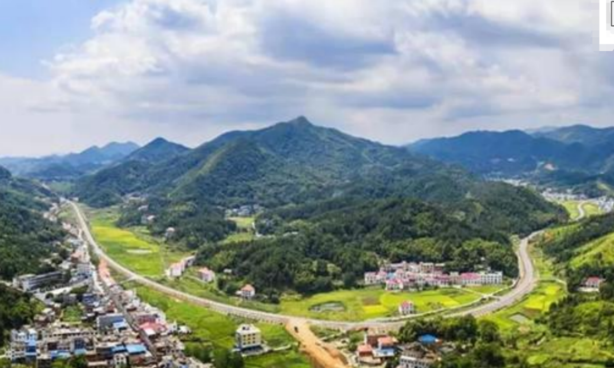 2009年江西高考状元抢银行10万被判10年出狱再考入985名校