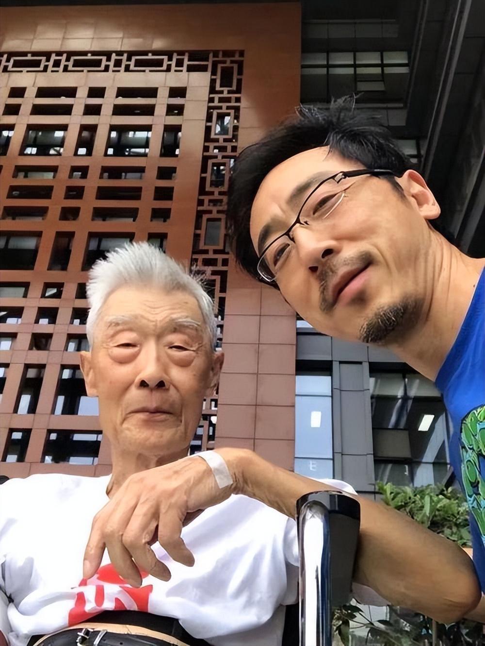 宁理娶洋媳妇生两女人至中年才走红感激妻子对自己10年不弃