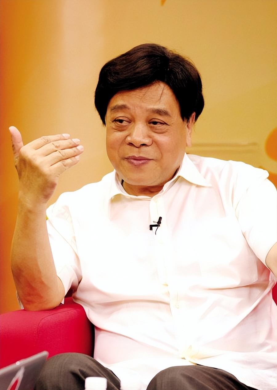 赵忠祥病逝4年再看遗孀张美珠的选择才知道夫妻俩有多明智