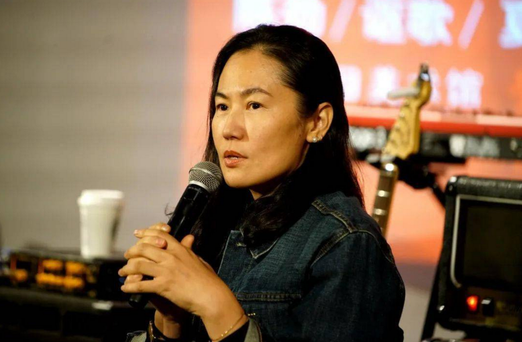 高原不后悔从王菲手中抢走窦唯离婚19年余生和女儿相依为命