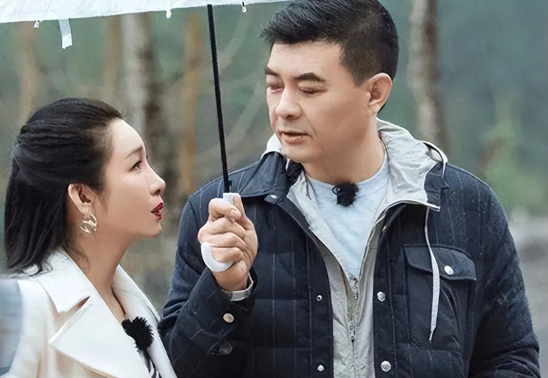 让前妻过丧偶式婚姻却把秦海璐宠上天王新军是渣男还是情种