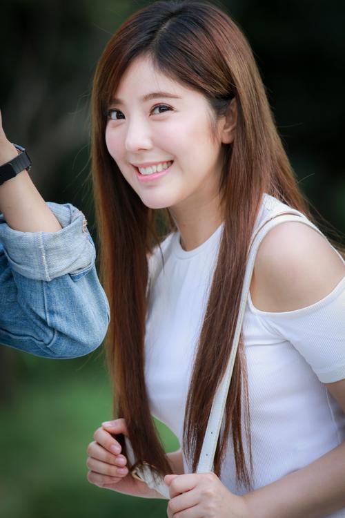 善恶终有报,36岁"性启蒙女神"赵奕欢,已经活成了一个笑话