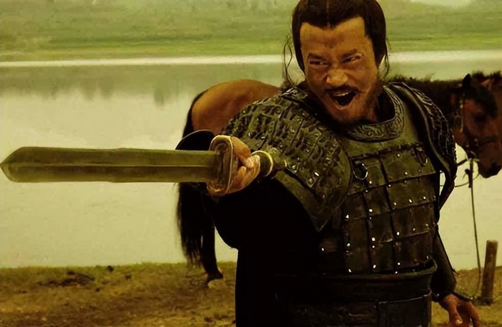 演员谭凯51岁仍未婚有北京户口却选择定居青岛他后悔了吗