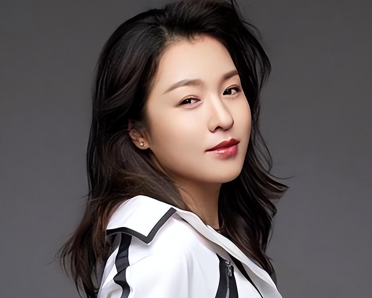 演员魏小军:40岁出名,45岁"消失",如今新身份露面惊艳众人