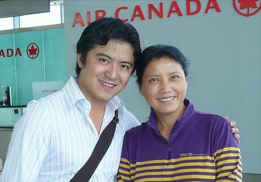 演员许云帆娶黄志忠前妻何音和继子处成朋友结婚至今无子