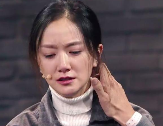 如今没有了那颗痣的李倩,成熟了很多,戏路变得宽了,还在影视圈活跃