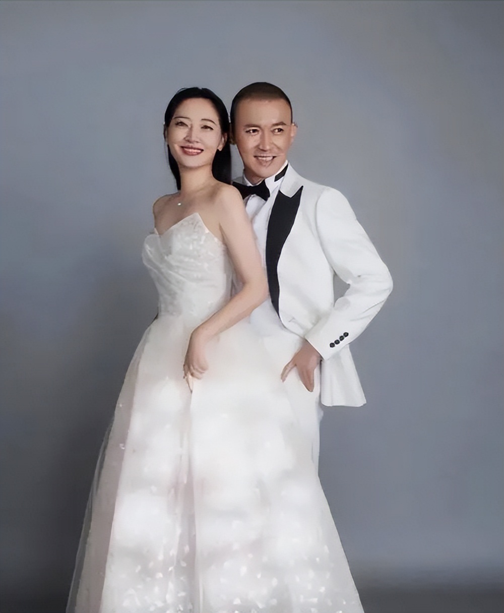 一个月300万生活费?聂远老婆秦子越还不满意,网友:活得很清醒