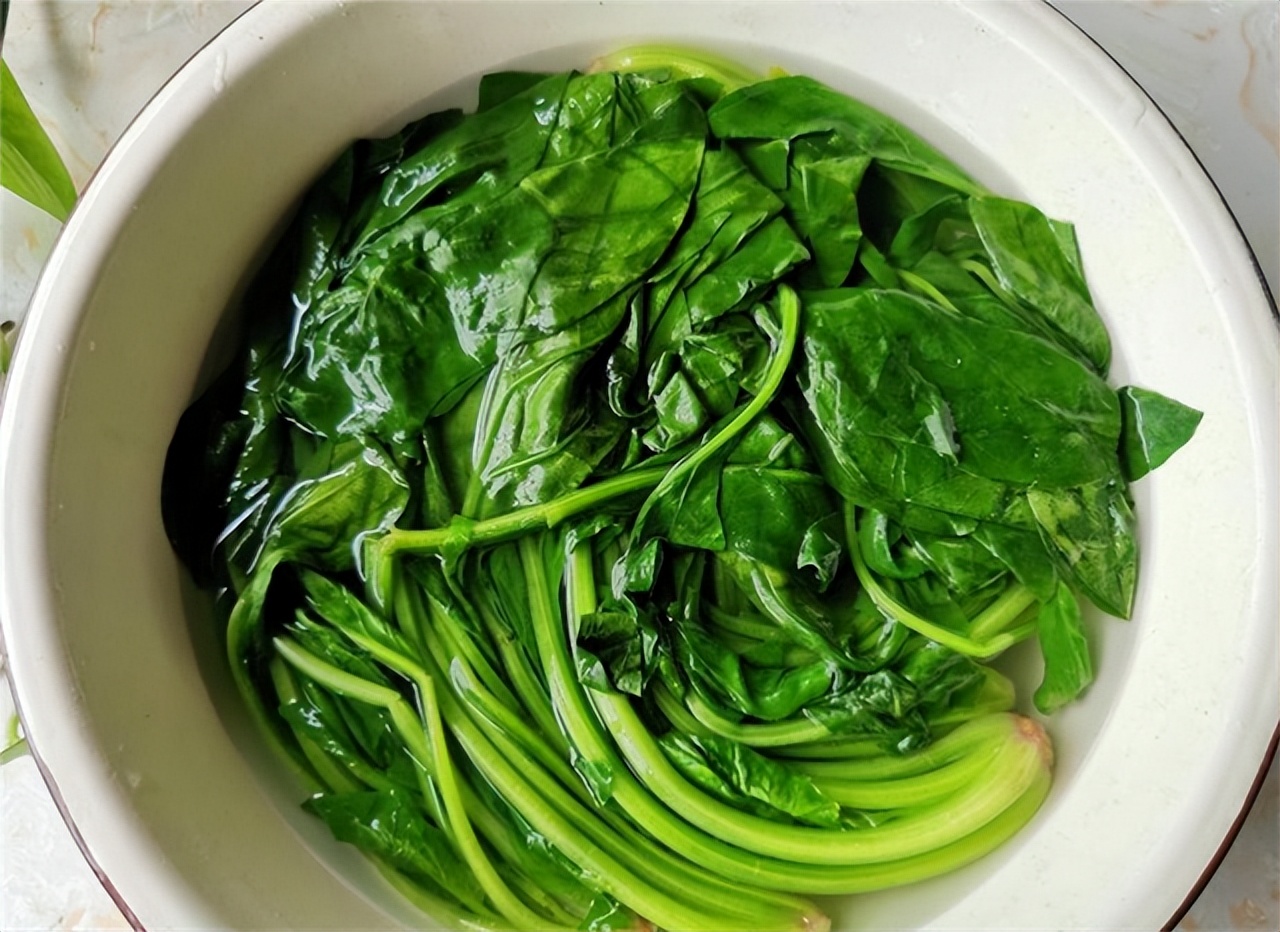 二、高血压适合吃哪些青菜？了解一下
